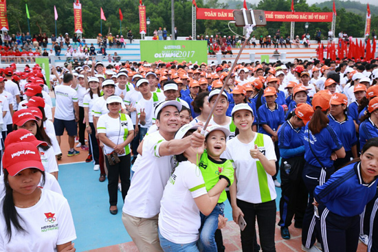 Herbalife Việt Nam đồng hành cùng Ngày chạy Olympic vì sức khỏe toàn dân ảnh 1